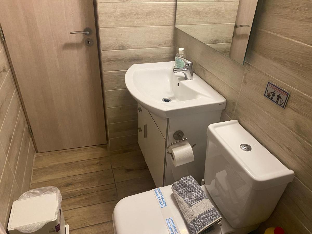 Modern, Ideally Located Studio Apartment Athen Eksteriør bilde