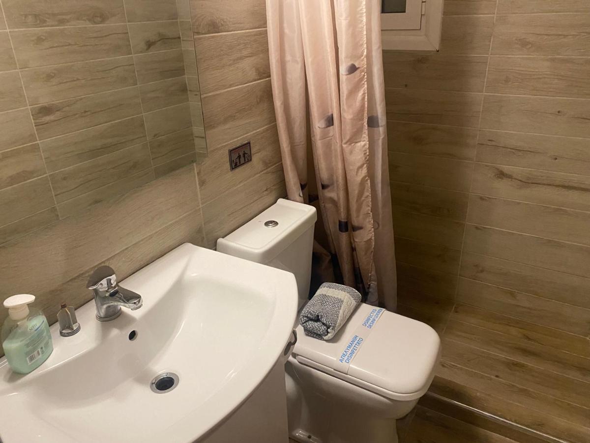 Modern, Ideally Located Studio Apartment Athen Eksteriør bilde