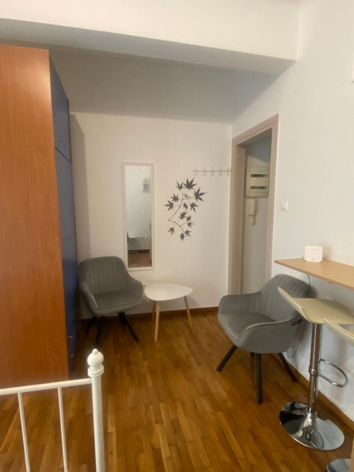 Modern, Ideally Located Studio Apartment Athen Eksteriør bilde