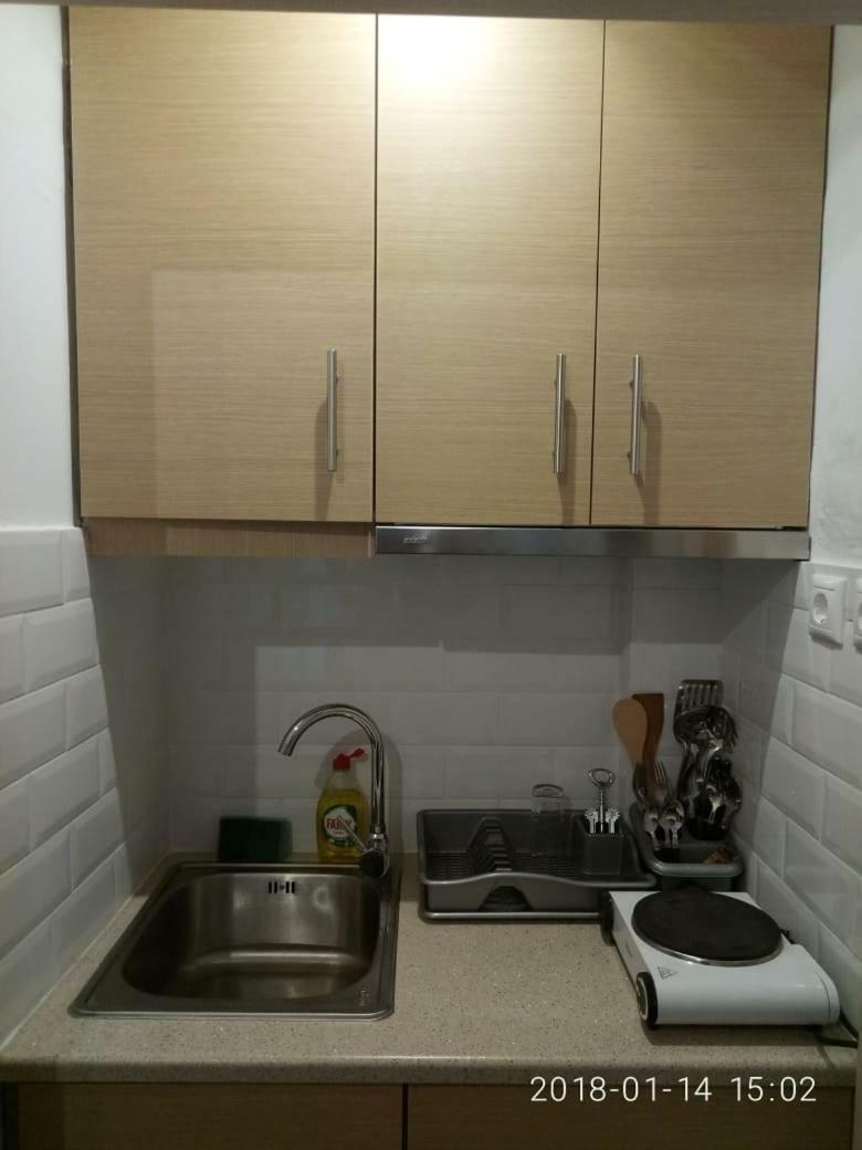 Modern, Ideally Located Studio Apartment Athen Eksteriør bilde